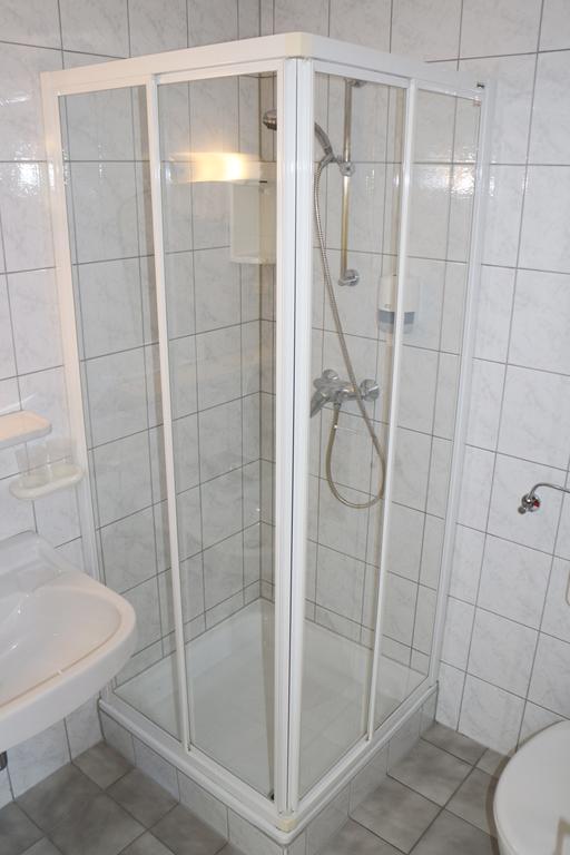 Hotel Gasthof Kasino Філлах Номер фото
